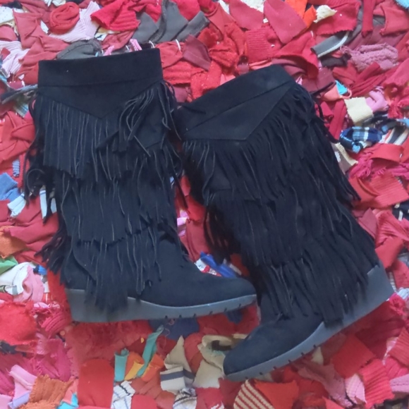 Kenneth Cole Reaction Boots - Picture 2 of 8